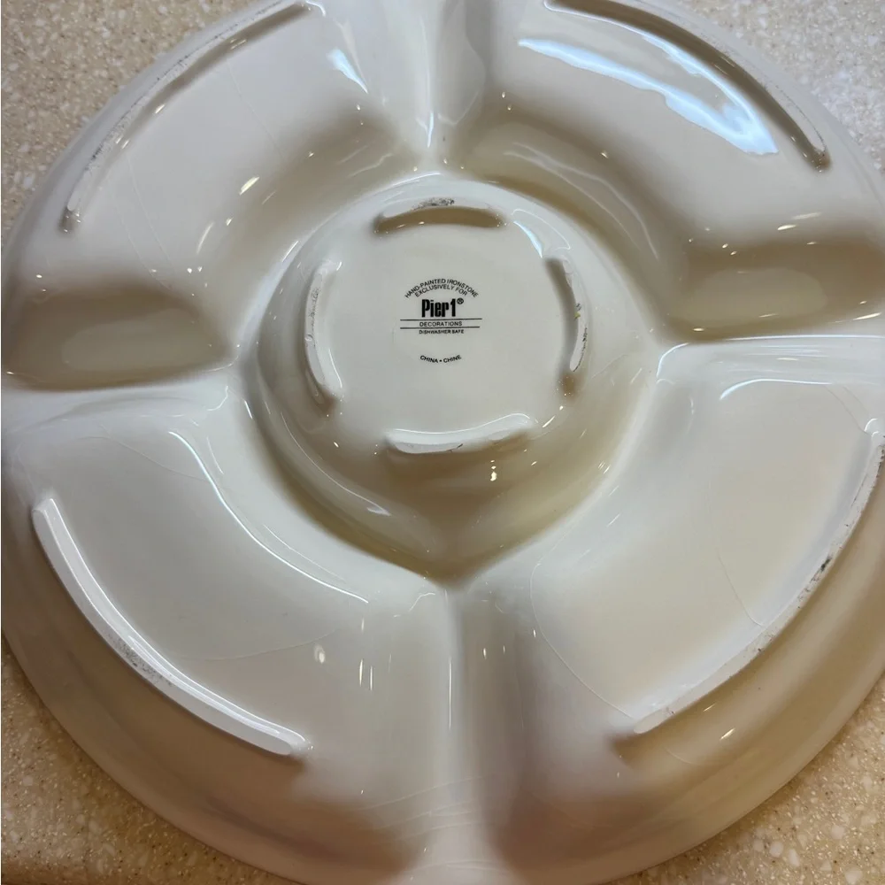 Pier 1 Hand-Painted Christmas Tree Holiday Divided Dish Hand Painted 13.5